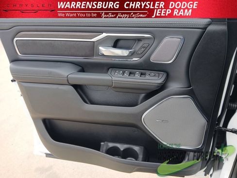New 2026 RAM 1500 Laramie AWD/4WD image 13