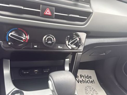 Used 2024 Kia Seltos LX image 23