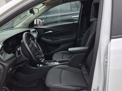 Used 2024 Buick Encore GX Preferred FWD image 6