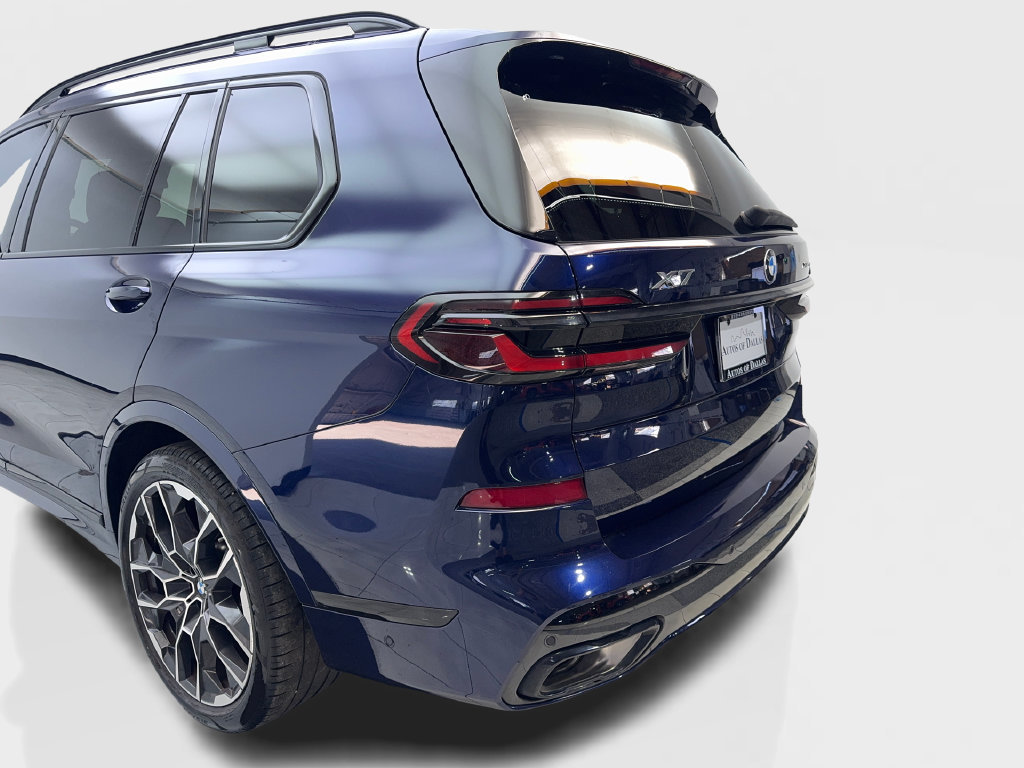 Used 2024 BMW X7 xDrive40i w/ Executive Package AWD/4WD image 21