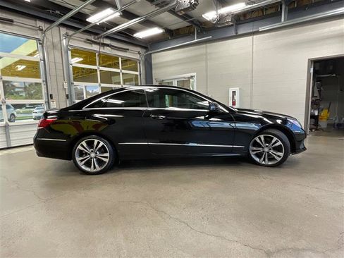 Used 2015 Mercedes-Benz E 400 Coupe w/ Premium 1 Package image 6