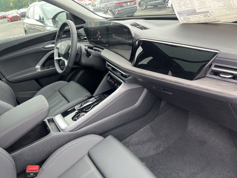 New 2025 Audi Q5 Premium Plus image 11