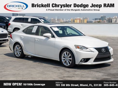 Used 2016 Lexus IS 200t image 3