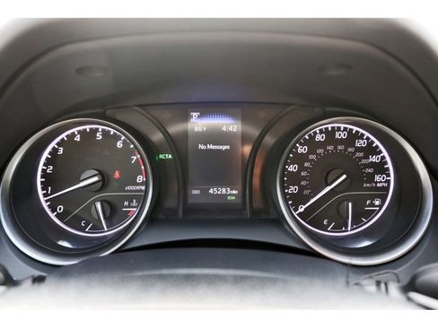 Used 2023 Toyota Camry SE w/ Convenience Package FWD image 16