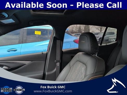 Used 2024 Buick Envista Avenir image 10