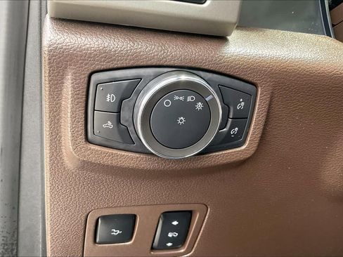 Used 2020 Ford F250 King Ranch w/ King Ranch Ultimate Package AWD/4WD image 14