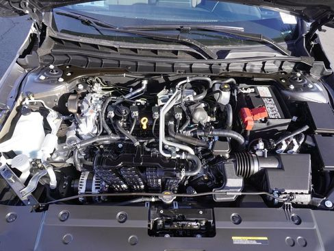 Certified 2025 Nissan Altima 2.5 S image 7