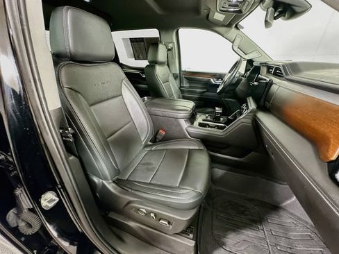 Used 2024 GMC Sierra 1500 Denali AWD/4WD image 33