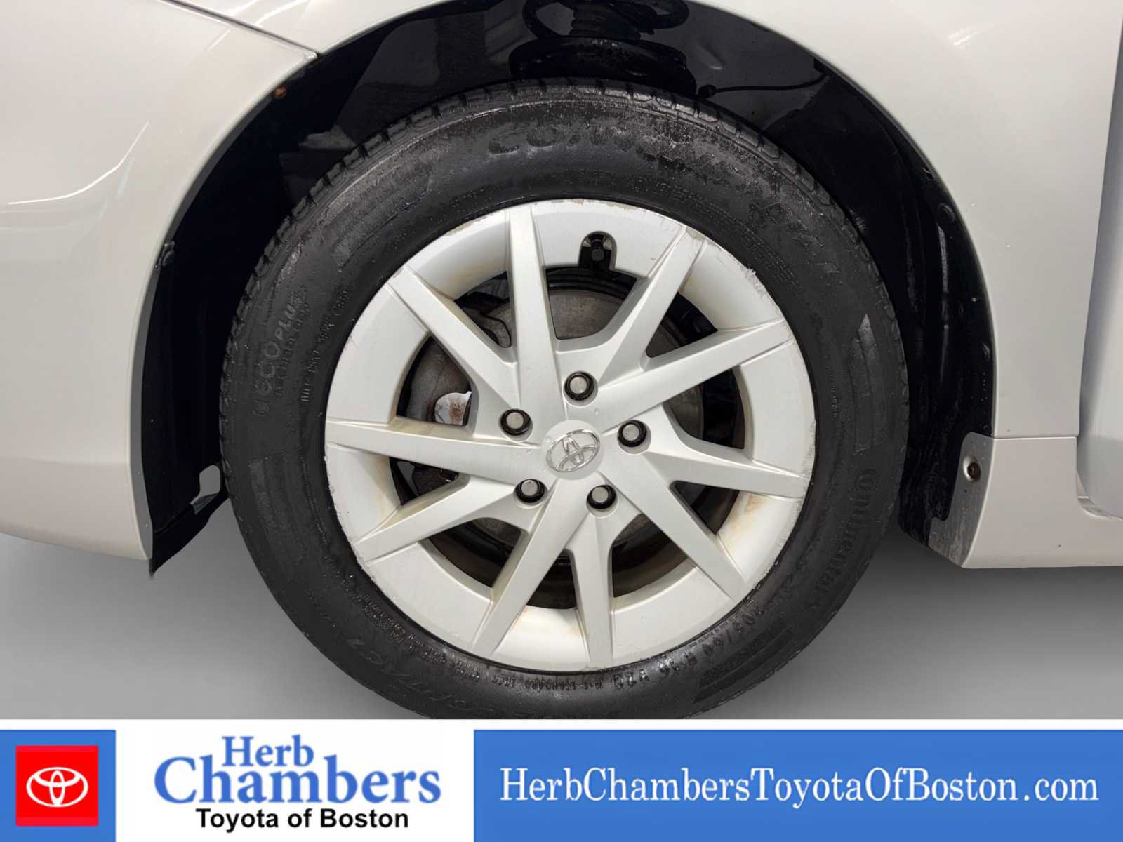 Used 2013 Toyota Prius V Two FWD image 7