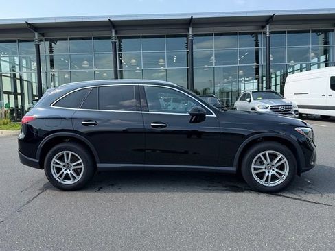 Used 2023 Mercedes-Benz GLC 300 4MATIC image 8