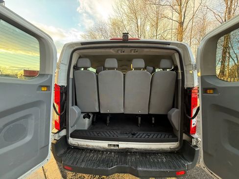 Used 2015 Ford Transit 350 XLT image 18