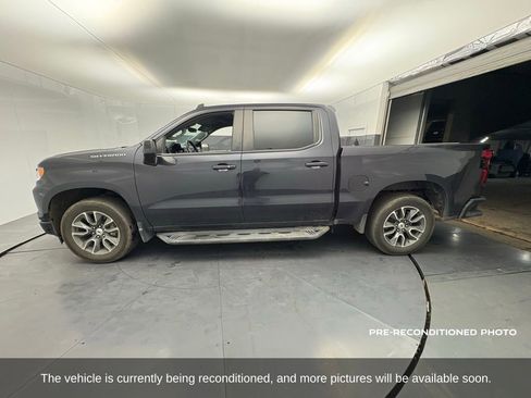 Used 2023 Chevrolet Silverado 1500 RST image 2