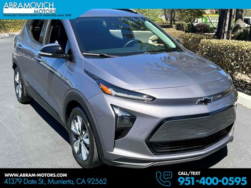 Used 2022 Chevrolet Bolt EUV LT w/ Convenience Package FWD image 1