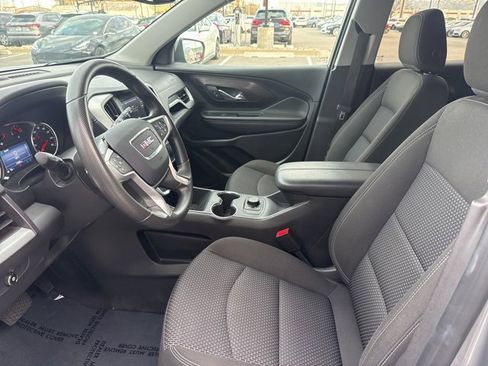 Used 2024 GMC Terrain SLE image 11