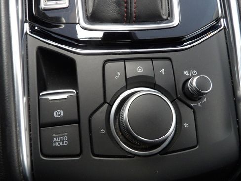 Certified 2025 MAZDA CX-5 Carbon Edition image 33