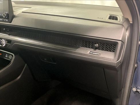 Used 2025 Honda CR-V LX image 13