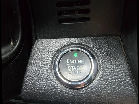 Used 2017 Ford F250 Platinum w/ Platinum Ultimate Package image 35