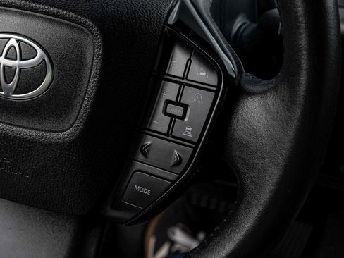 Used 2024 Toyota bZ4X Limited image 22