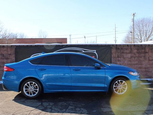 Used 2019 Ford Fusion SE image 5