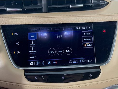 Used 2020 Cadillac XT5 Premium Luxury w/ Platinum Package AWD/4WD image 15