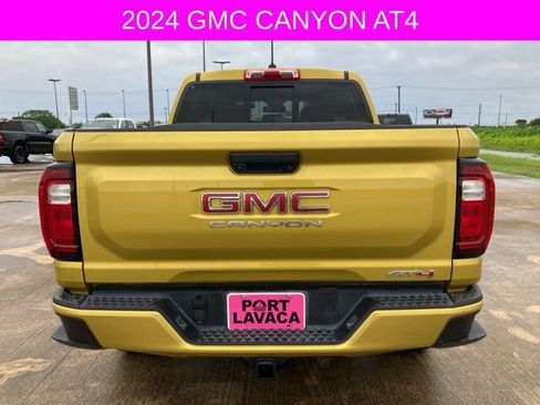 Used 2024 GMC Canyon AT4 AWD/4WD image 6
