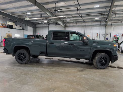 Used 2026 Chevrolet Silverado 2500 LTZ w/ Trail Boss Package AWD/4WD image 2