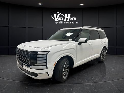 Used 2026 Hyundai Palisade Calligraphy AWD/4WD image 3