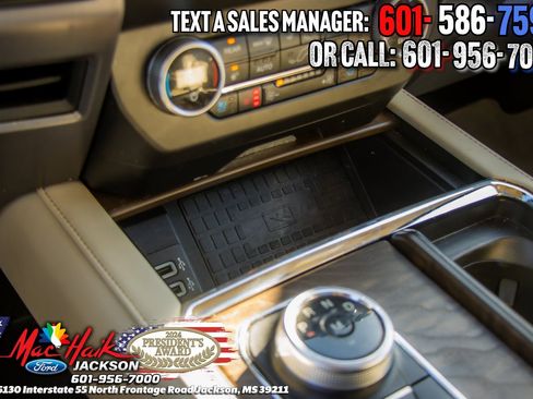 Certified 2019 Ford Expedition Platinum image 22