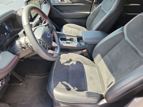 Certified 2025 Ford Explorer ST AWD/4WD image 10