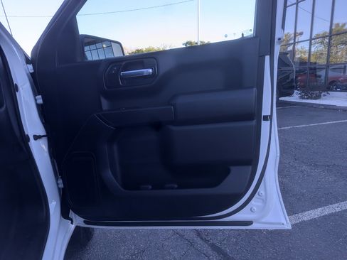 Used 2021 Chevrolet Silverado 1500 Custom image 28