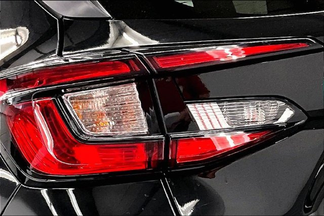 Used 2025 Subaru Crosstrek 2.5i Sport AWD/4WD image 34