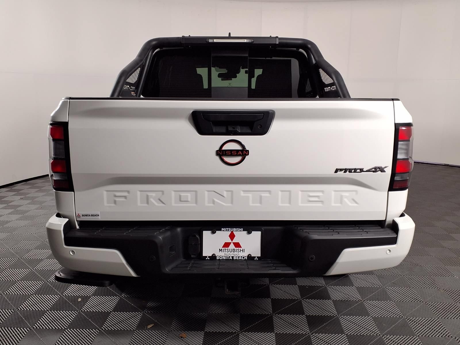 Used 2023 Nissan Frontier PRO-4X w/ Pro Convenience Package AWD/4WD image 6