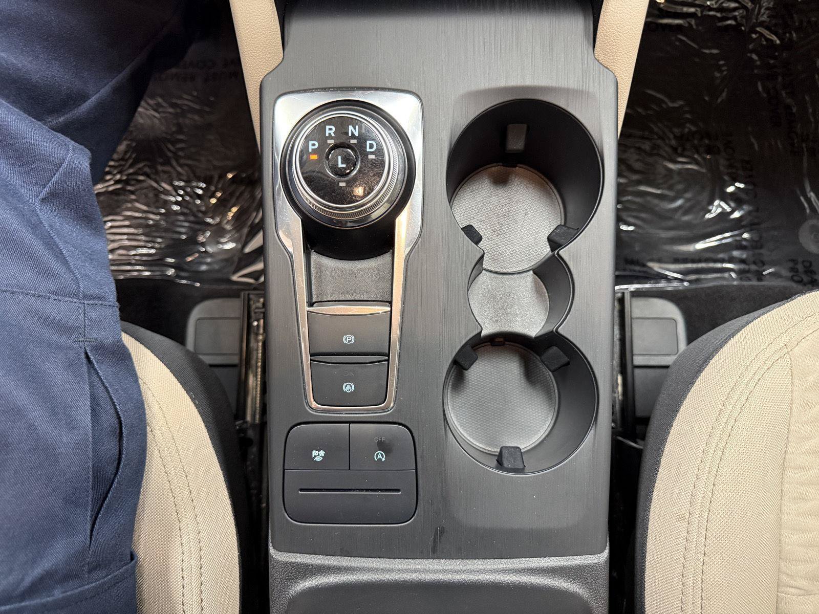 Used 2020 Ford Escape SE AWD/4WD image 19