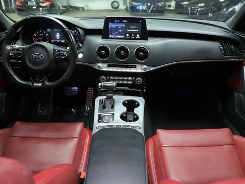 Used 2021 Kia Stinger GT1 image 36
