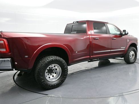 Used 2022 RAM 3500 Limited image 7