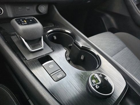 Certified 2023 Nissan Rogue SV image 37