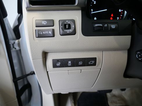 Used 2014 Lexus LX 570 4WD image 14