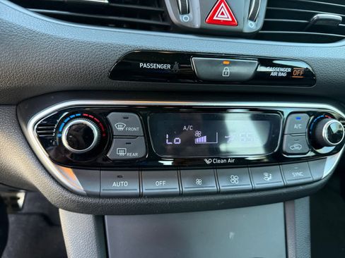 Used 2020 Hyundai Elantra GT N Line w/ Tech Package 03 FWD image 17