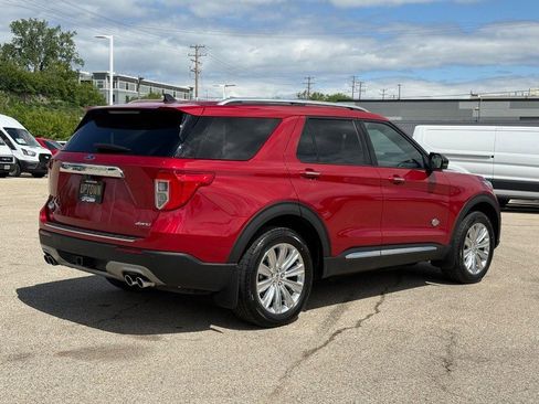 Certified 2022 Ford Explorer King Ranch w/ Technology Package AWD/4WD image 3