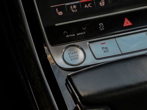 Used 2019 Audi A8 L 3.0T w/ Luxury Package image 25
