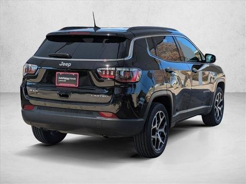 Used 2025 Jeep Compass Limited AWD/4WD image 5