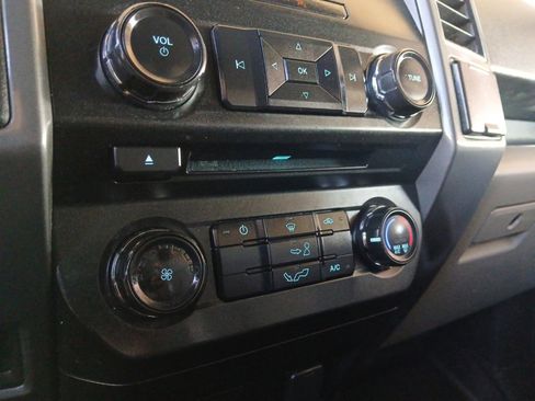 Used 2017 Ford F150 XLT image 22