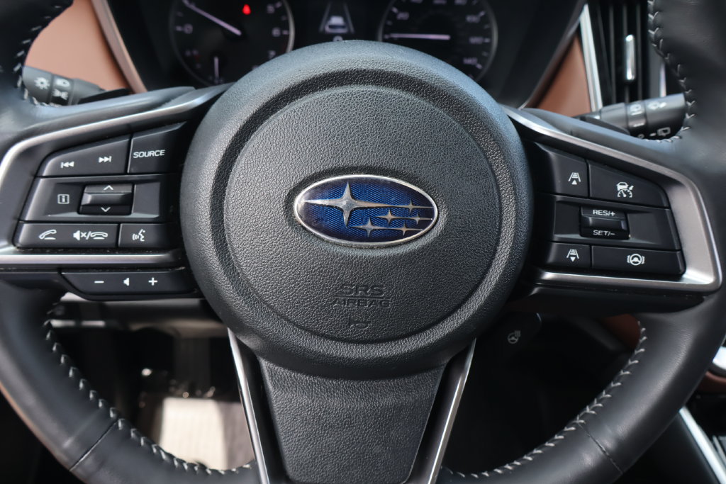 Used 2023 Subaru Outback Touring AWD/4WD image 23