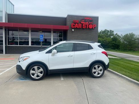 Used 2016 Buick Encore FWD image 1