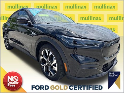 Certified 2025 Ford Mustang Mach-E Select w/ Comfort Package Lite AWD/4WD image 1
