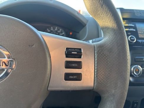 Used 2014 Nissan Frontier SV RWD image 21