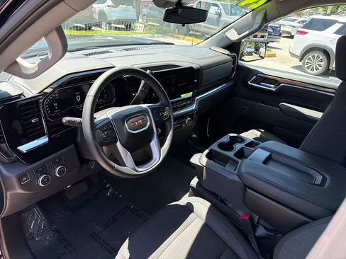Used 2024 GMC Sierra 1500 Elevation AWD/4WD image 14