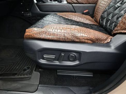 Used 2025 Toyota Tundra TRD Pro AWD/4WD image 11