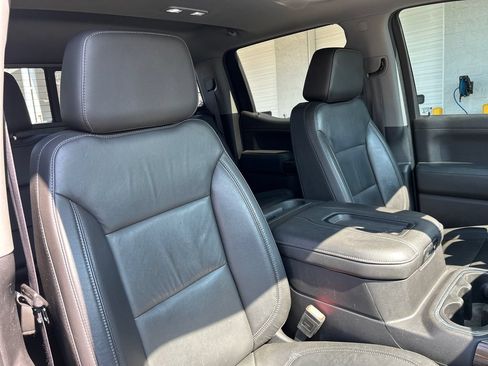 Used 2019 Chevrolet Silverado 1500 RST AWD/4WD image 12