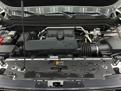 Used 2024 GMC Canyon AT4X image 19